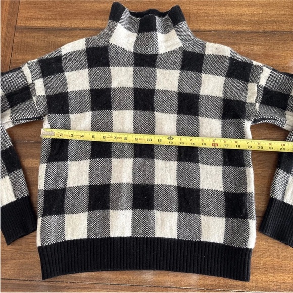 Lauren Ralph Lauren Sweater Womens Medium Black White Buffalo Plaid Soft - Picture 9 of 15